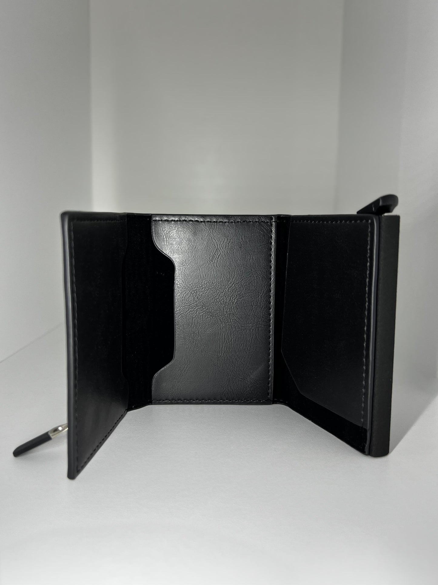 Portcard TrueFold - black