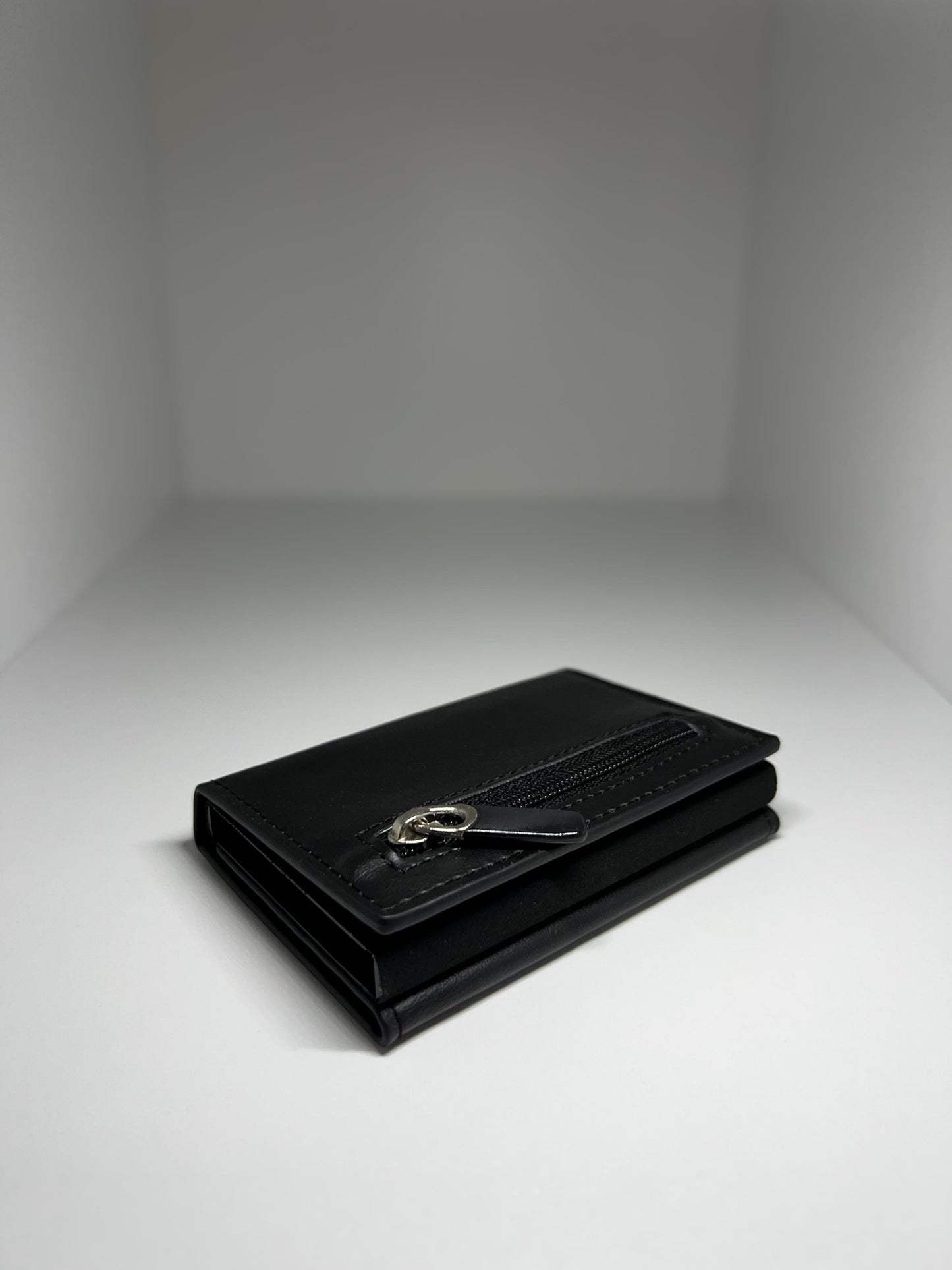 Portcard TrueFold - black